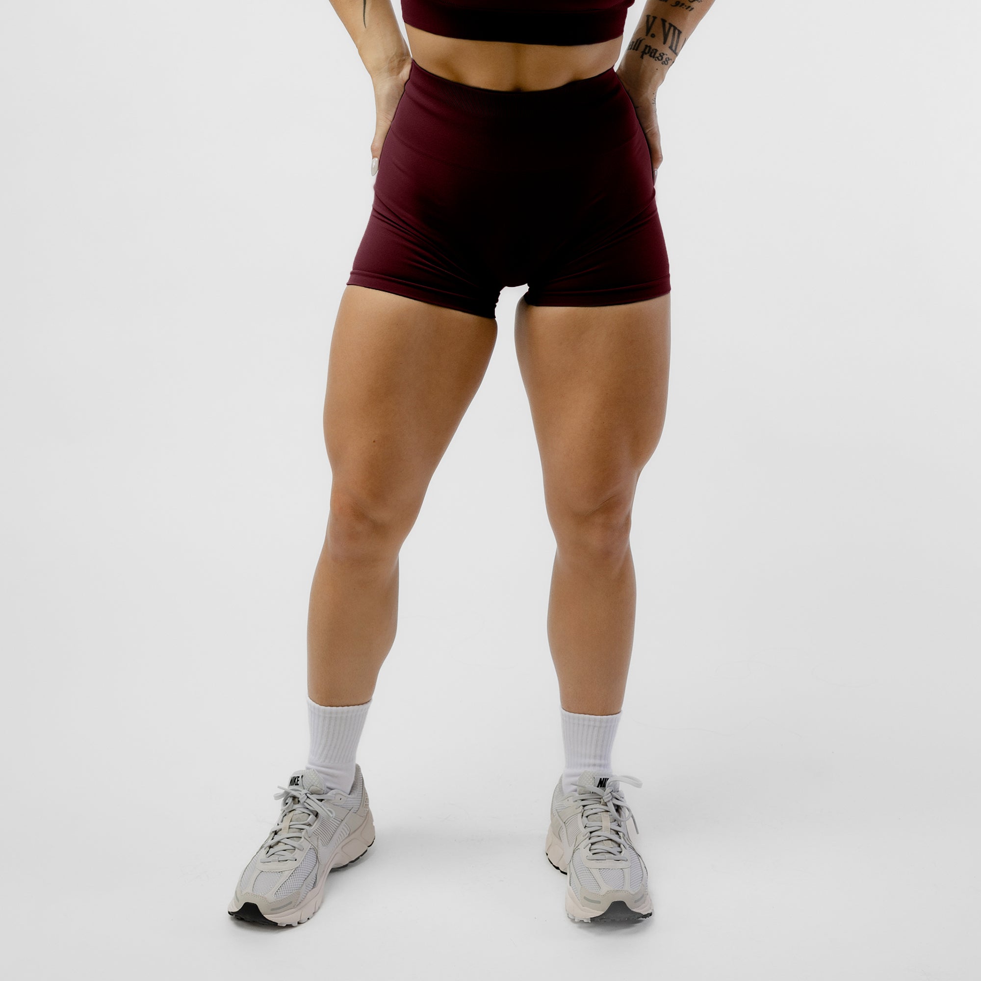 Halo Shorts - Wine